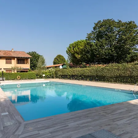 Edoard Relax For Families With Pool *